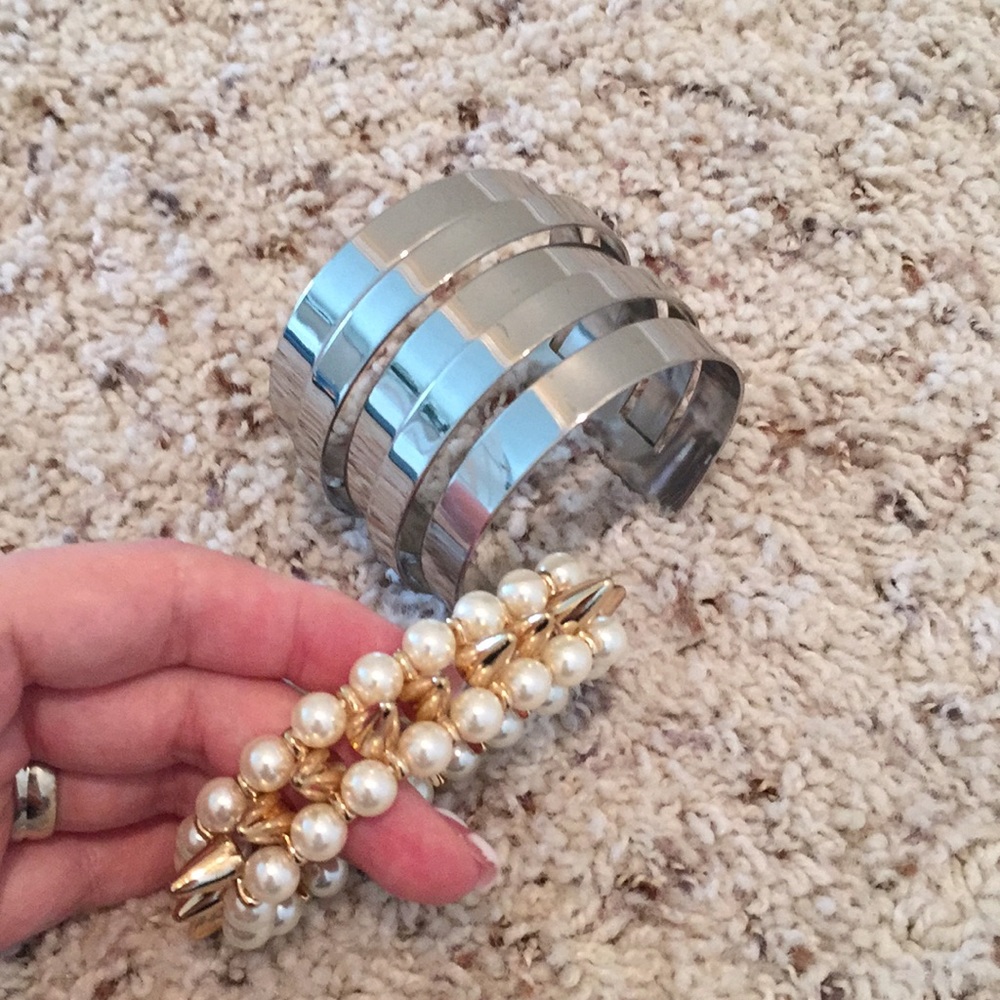 Set of 2 bracelets cuff fashion jewelry
